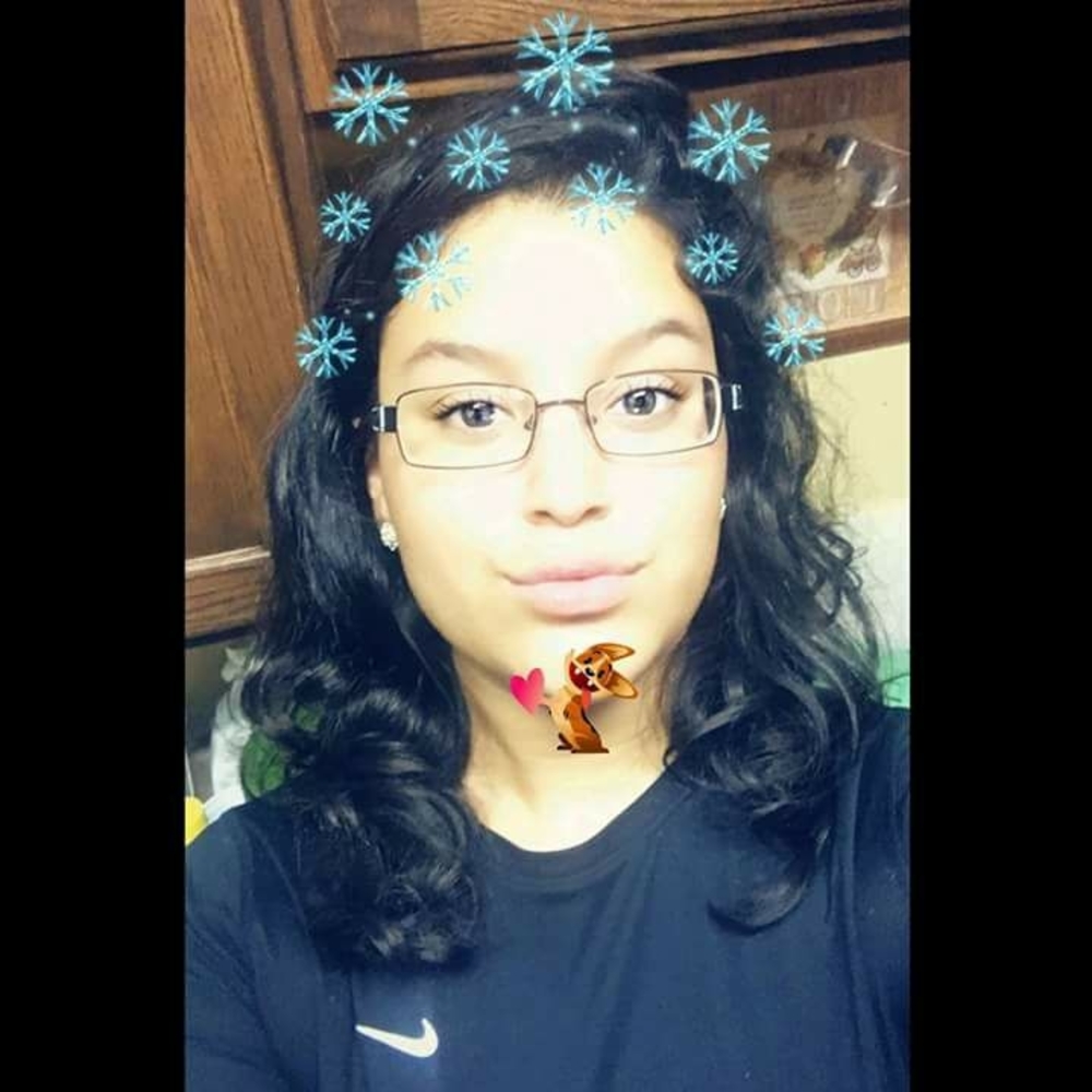 Meet your Posher, Alejandra